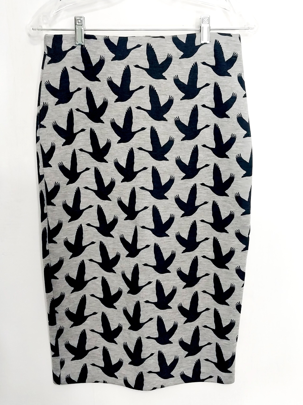🔵BOGO FREE🔵 H & M Pencil Skirt Bird Geese Print Sz S
